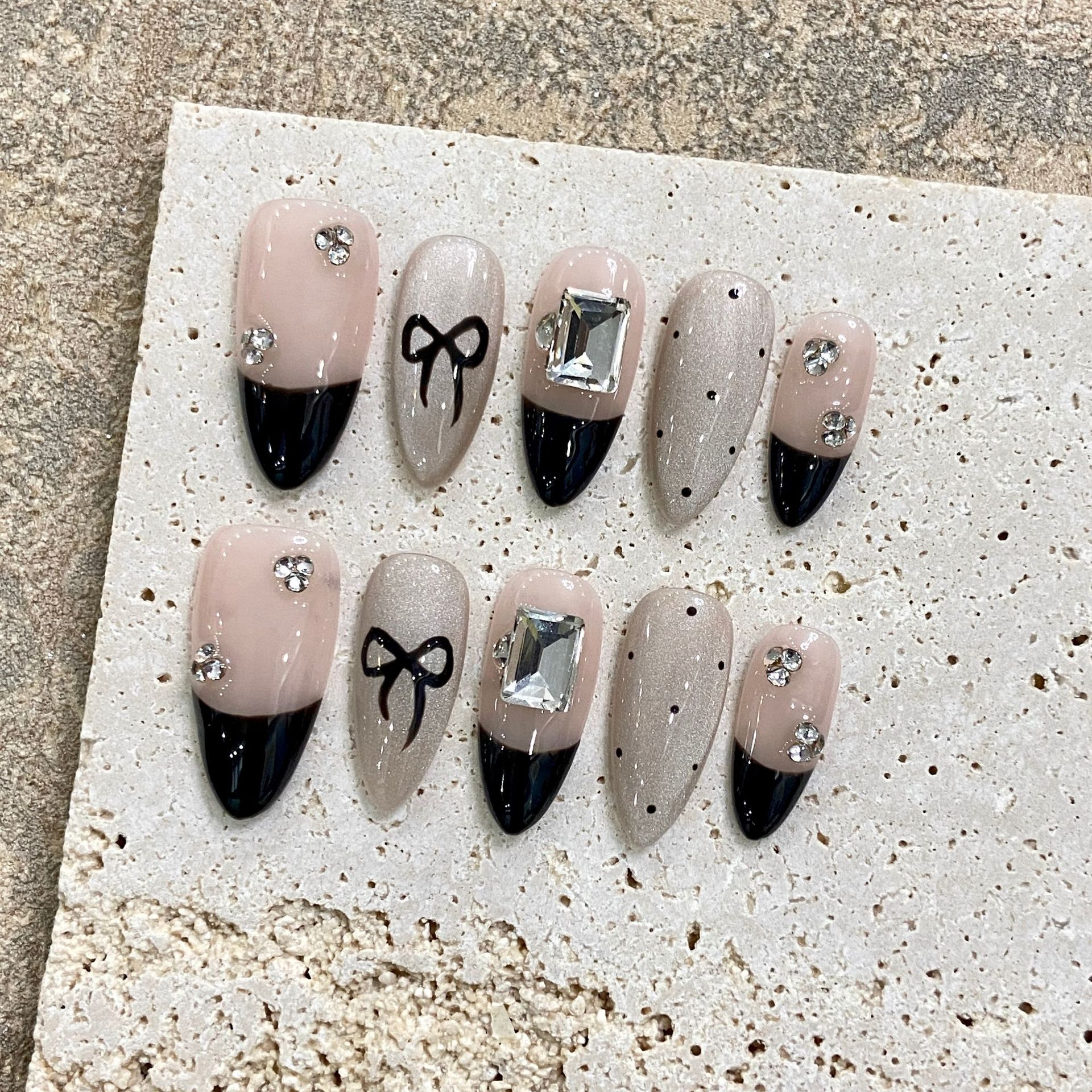 Handmade Press on Nails Black  - Resin Art Glitter recension och pris