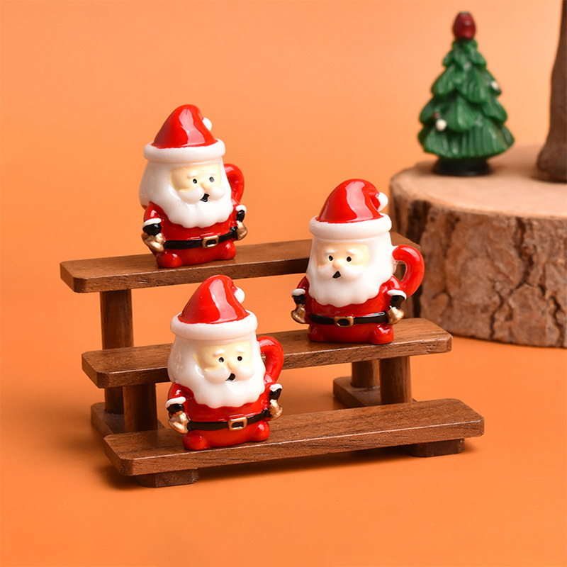 Mini Santa Teacup Ornament - R - Resin Art And Decor recension och pris